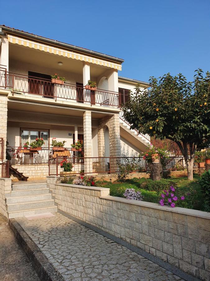 Apartman Bruna 1 بوريتش المظهر الخارجي الصورة